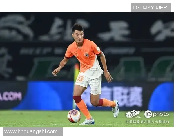 最亲爱的足球明星背后的故事与他们的奋斗历程